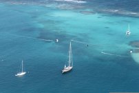 10 planes para unas vacaciones en velero por el Caribe