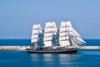 Por qué siguen usando buques que vela para formar a los marinos de guerra de las armadas del mundo